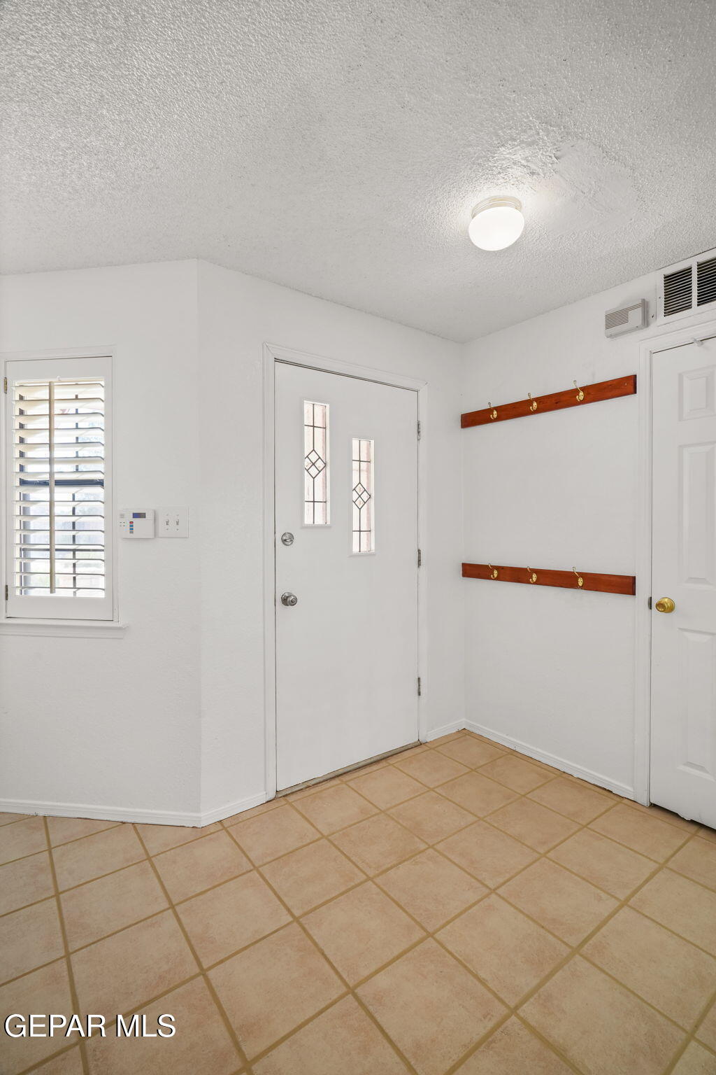 568 MOGOLLON Circle
