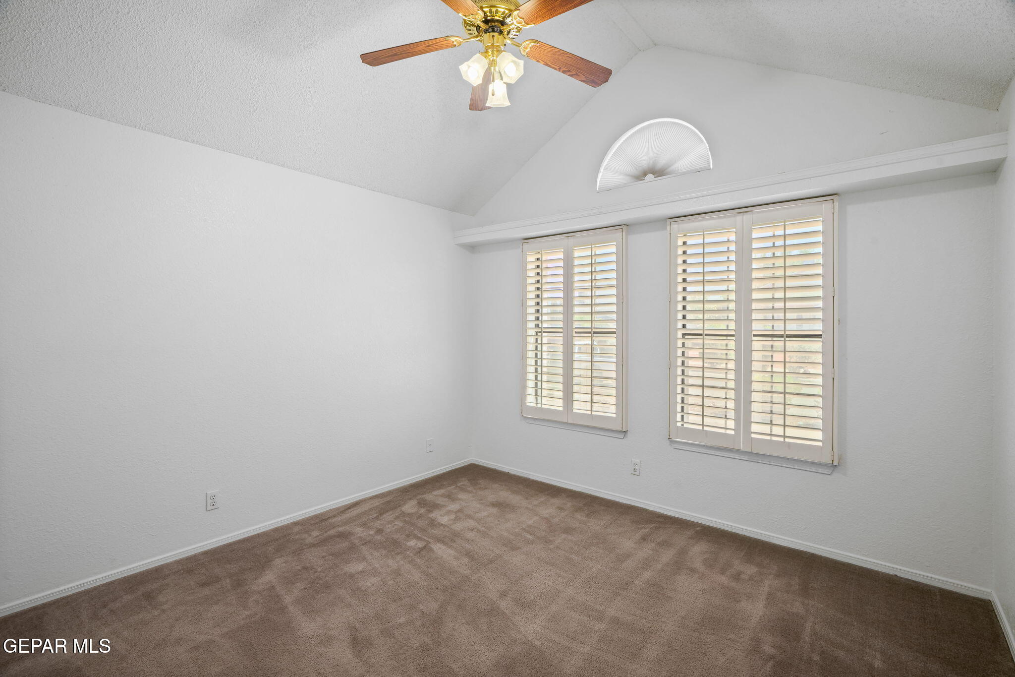568 MOGOLLON Circle