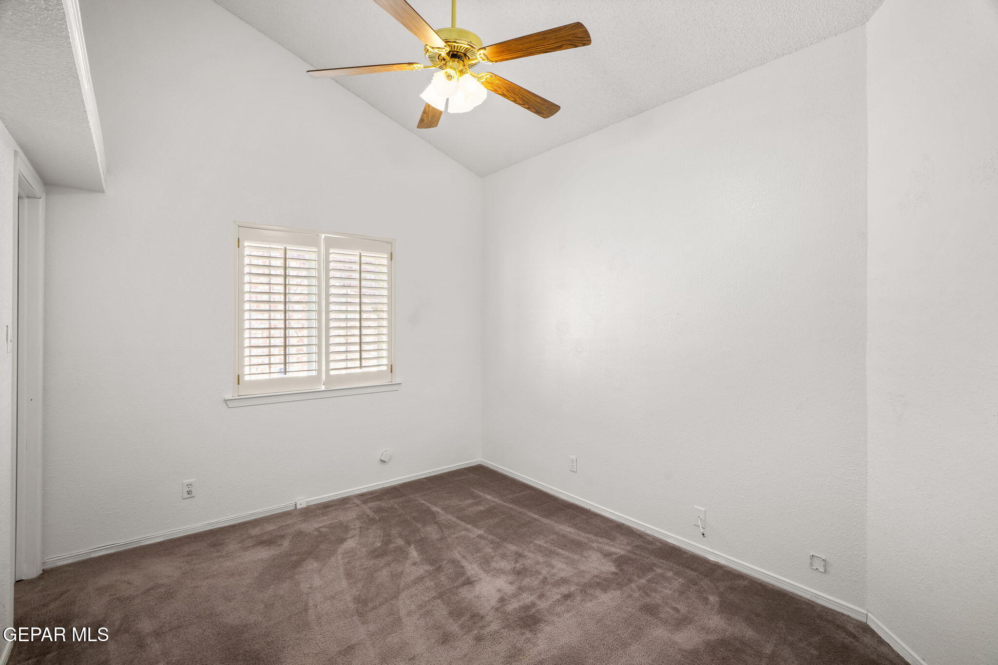 568 MOGOLLON Circle