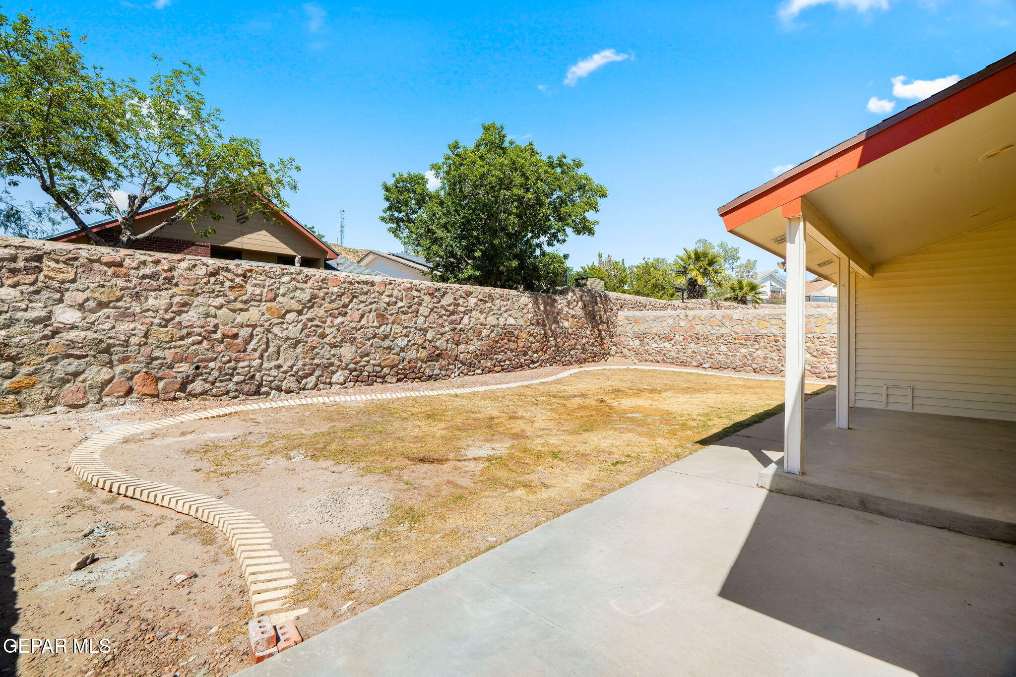 568 MOGOLLON Circle