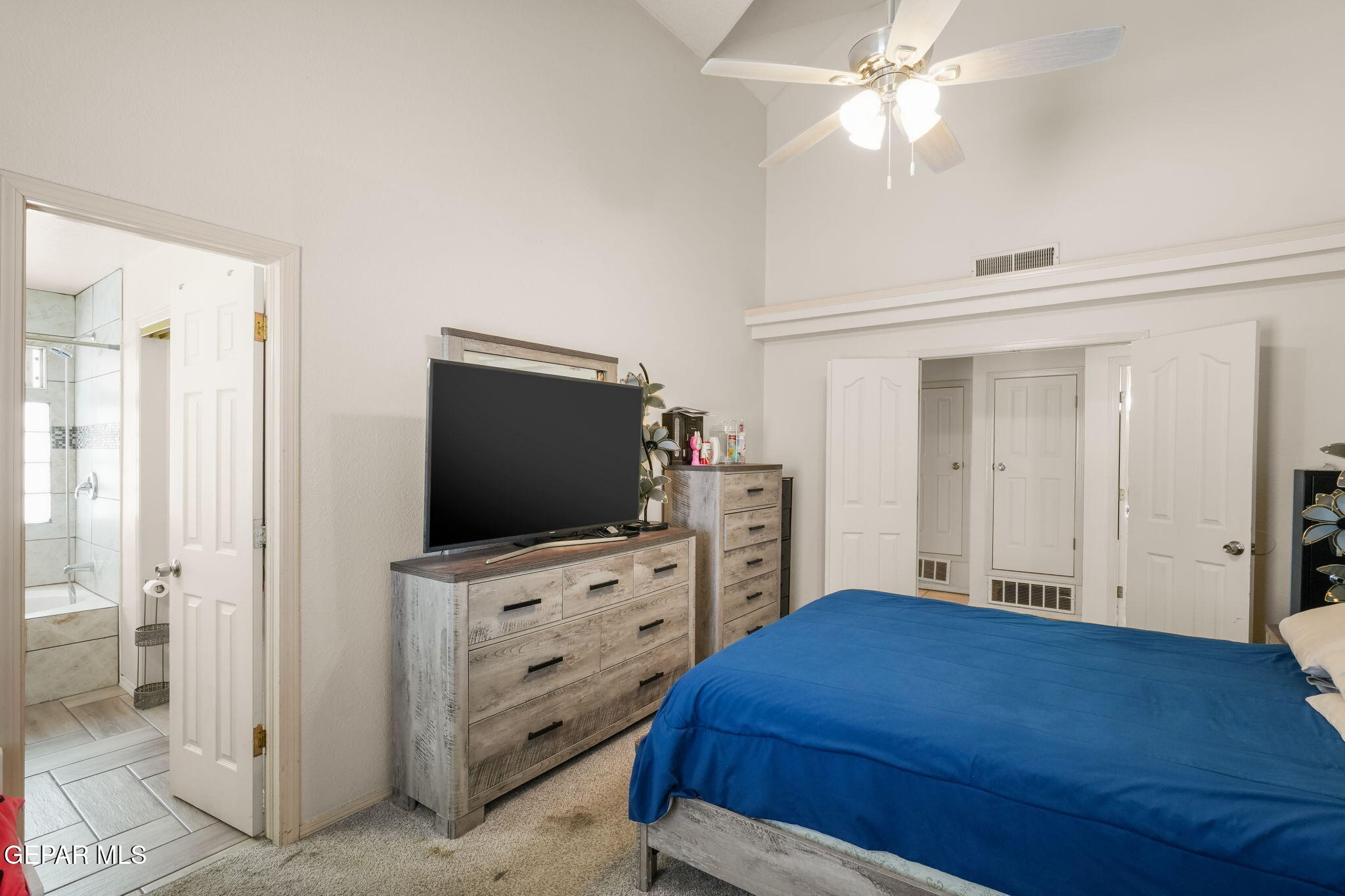 7987 NIGHT FALL Place