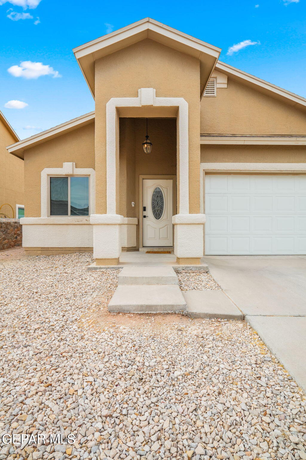 14353 N CAVE Drive