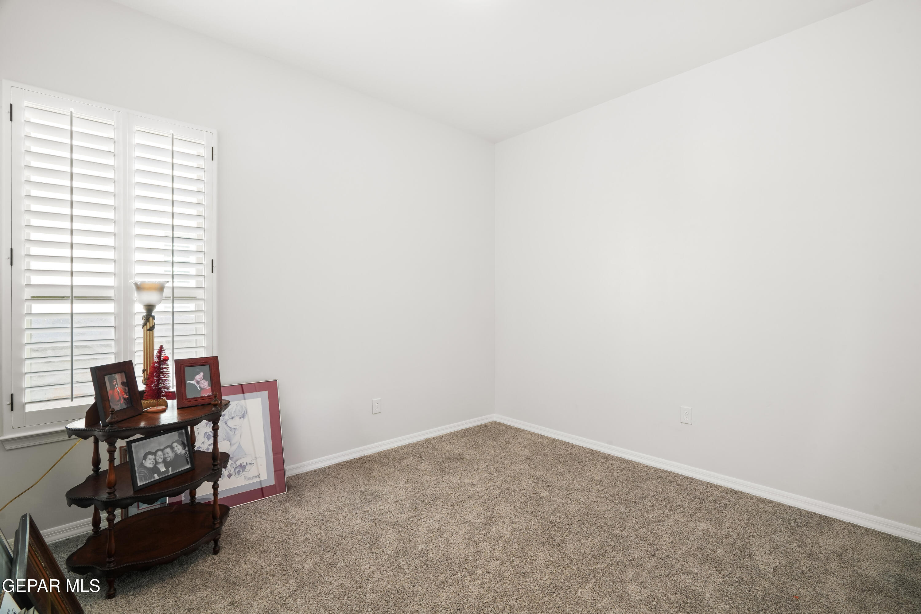 6069 CUMIN PARK Street