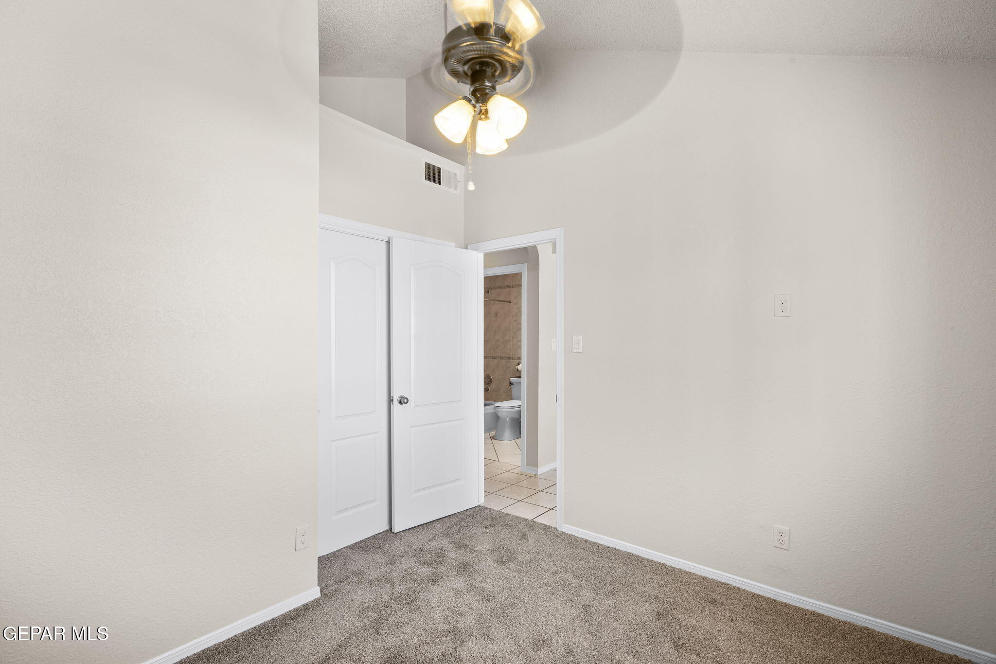1553 KOLLIKER Drive