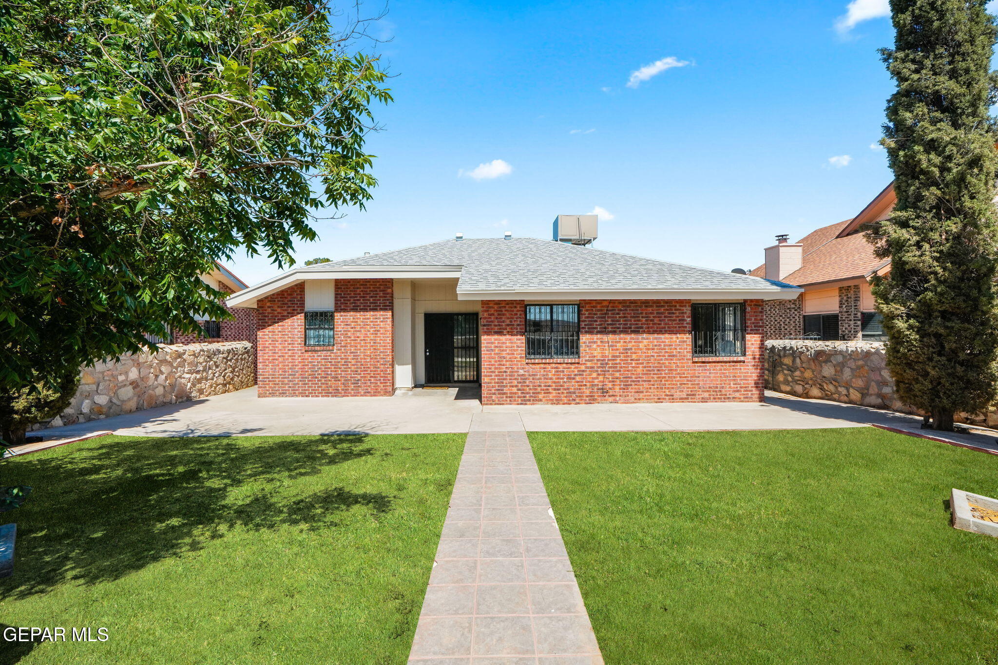 1553 KOLLIKER Drive