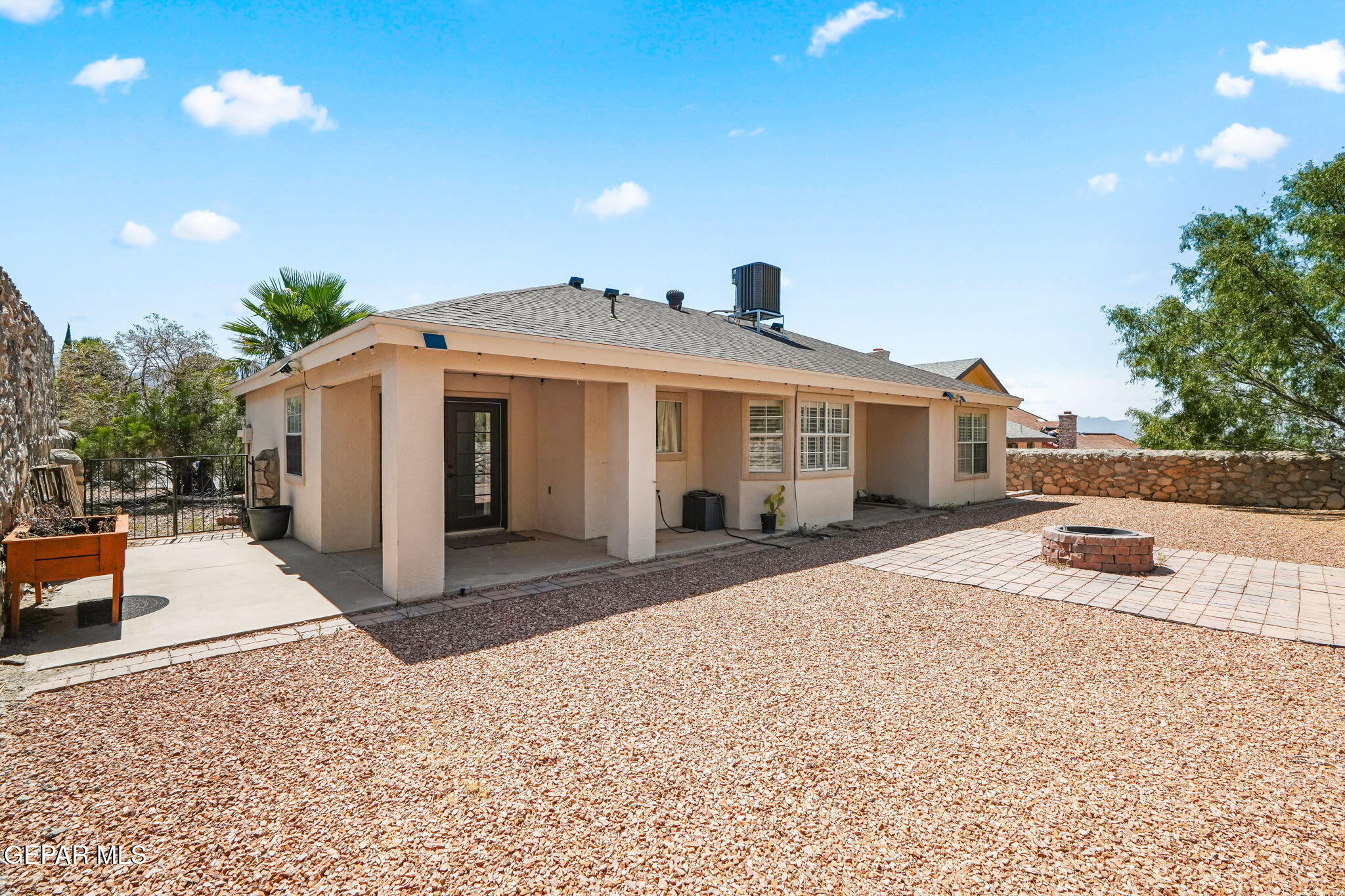 773 VILLA VANESSA Drive