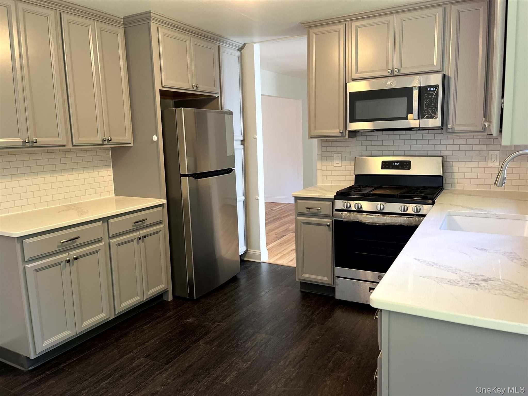 3 Hook Road Unit: 52