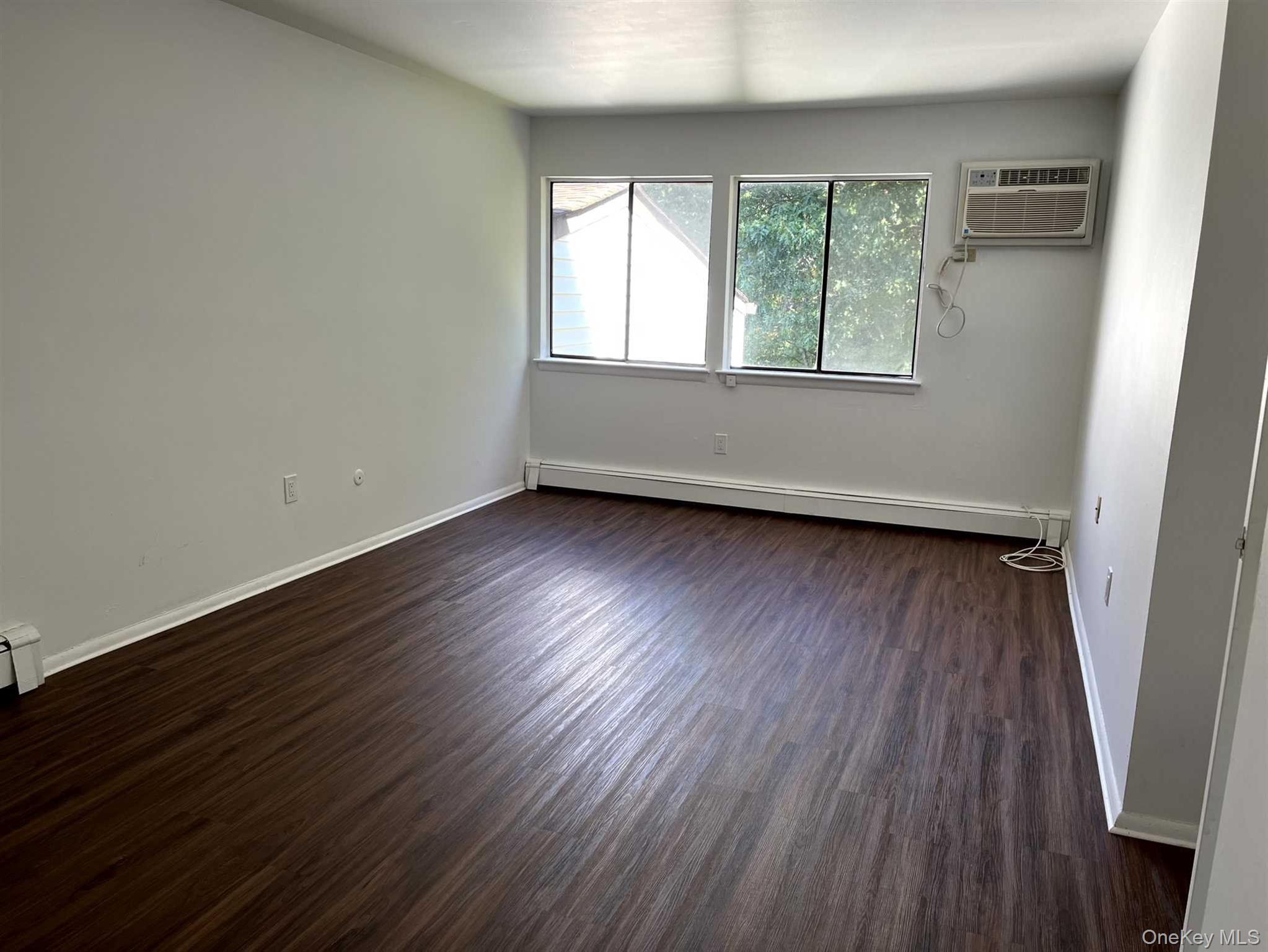 3 Hook Road Unit: 52