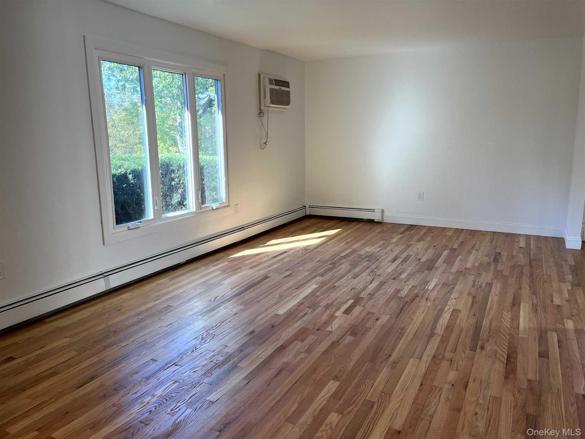 3 Hook Road Unit: 52