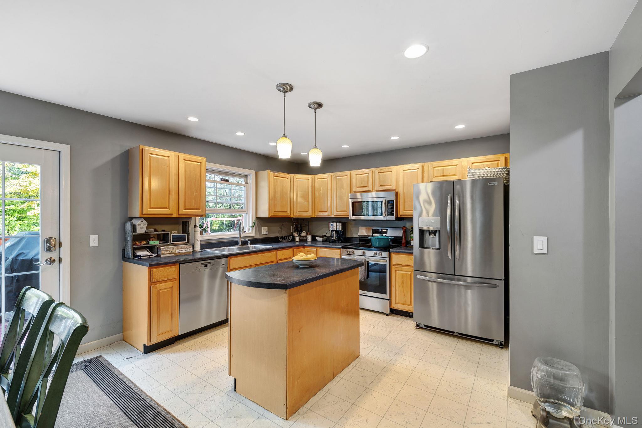 26 Hollyberry Drive