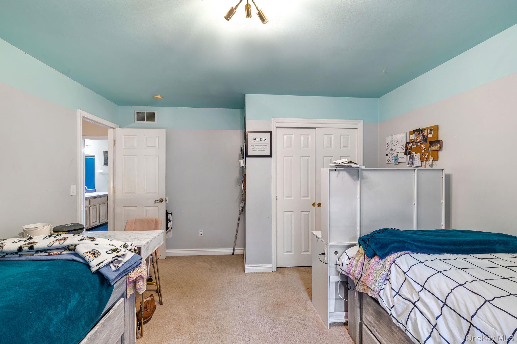 26 Hollyberry Drive