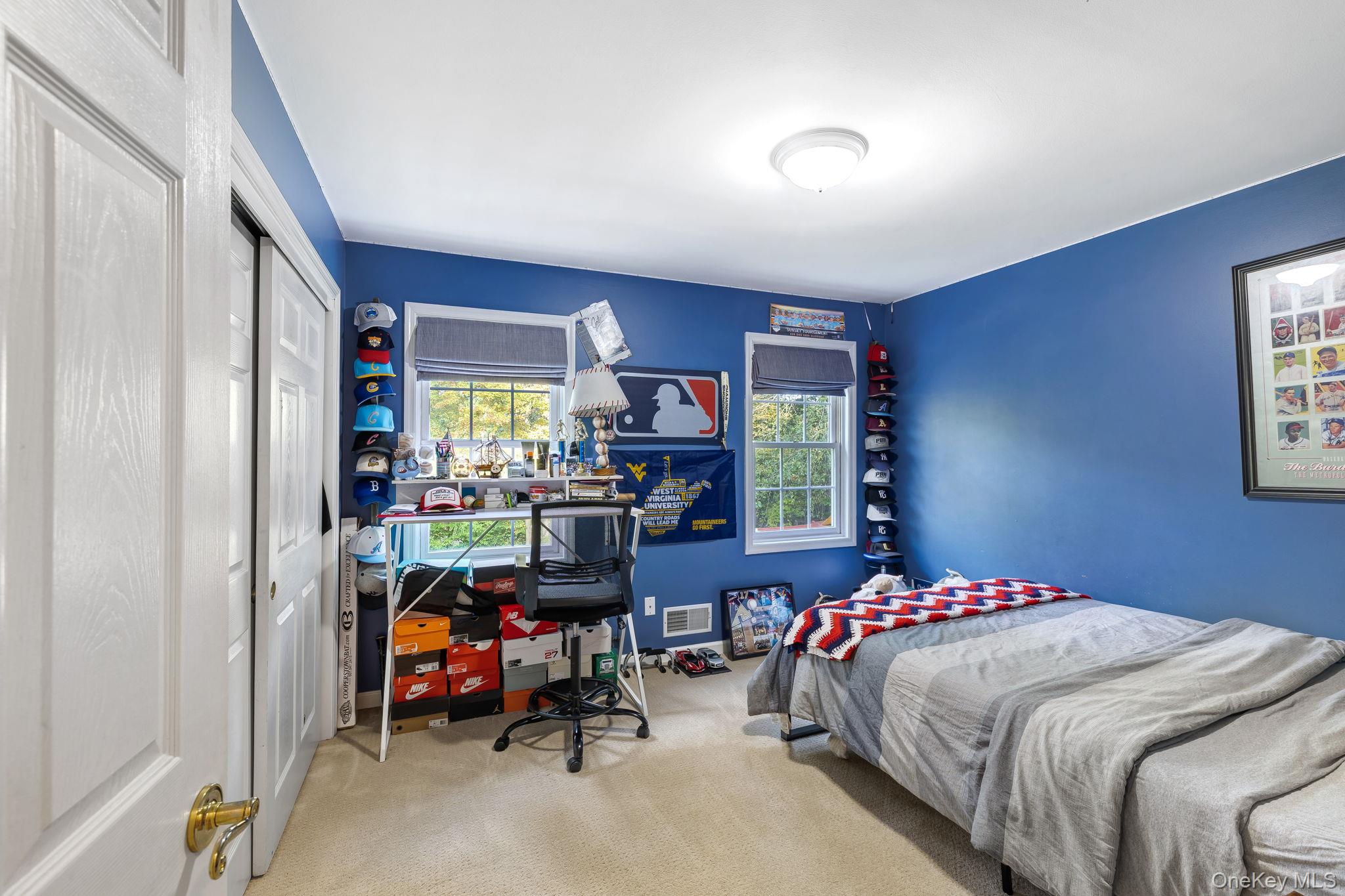 26 Hollyberry Drive
