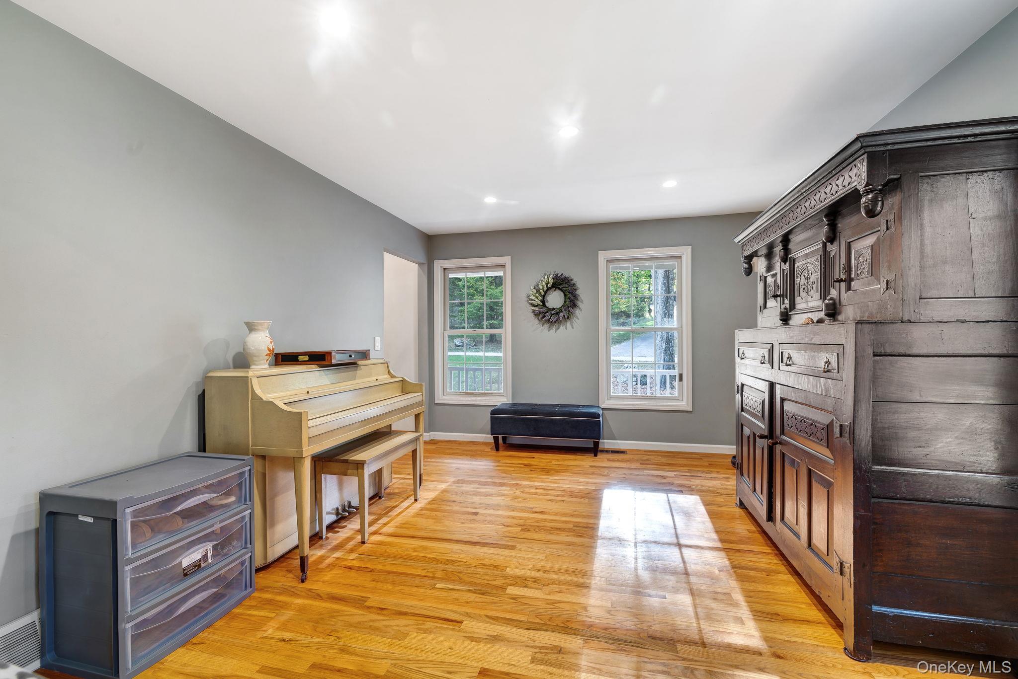26 Hollyberry Drive