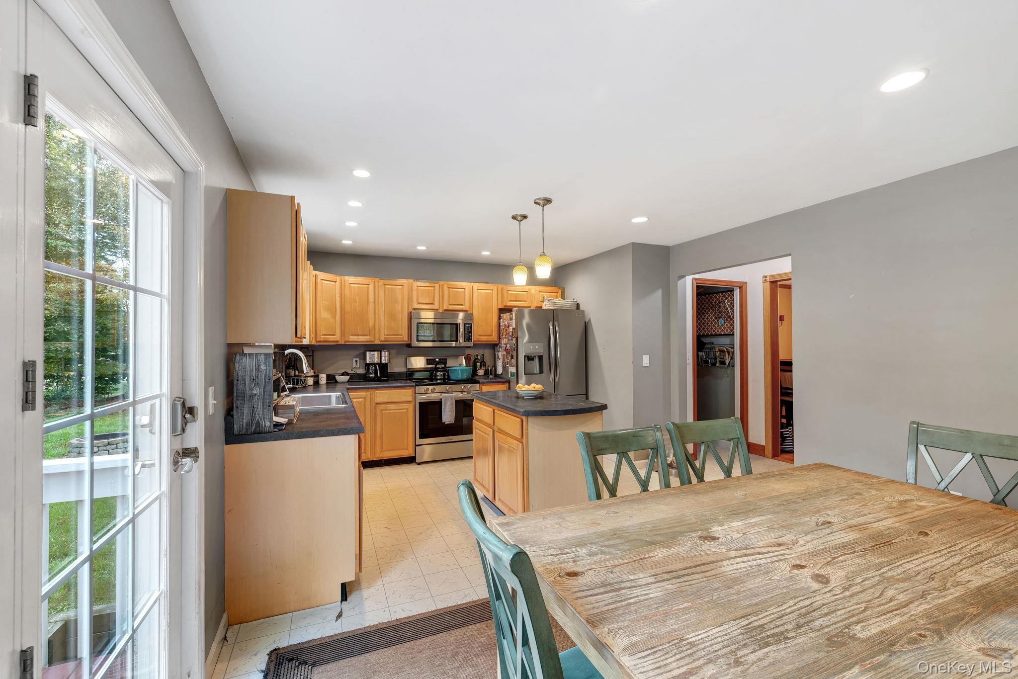 26 Hollyberry Drive