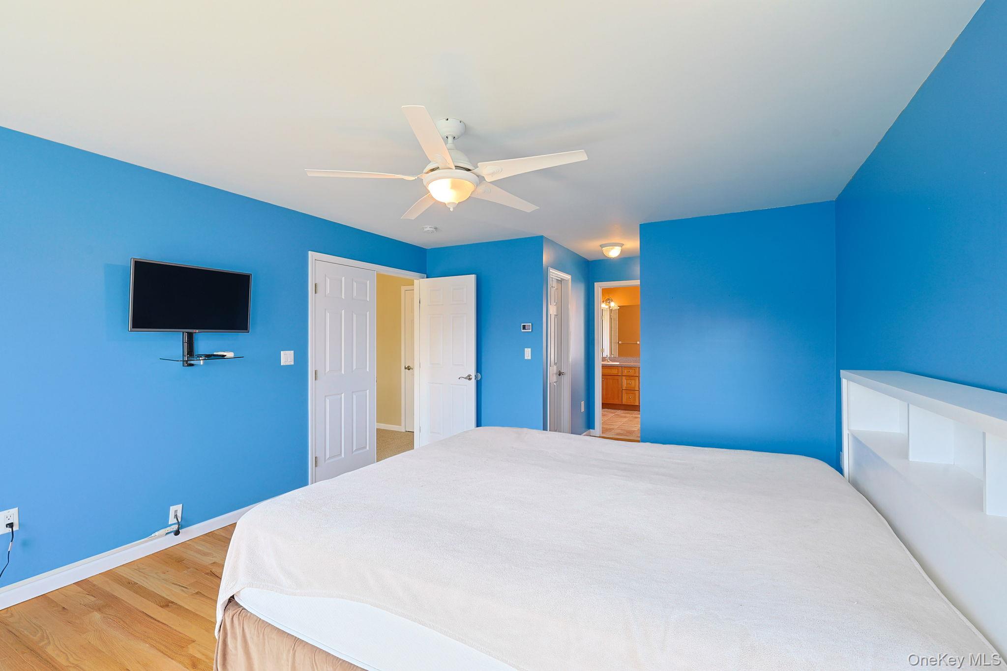 99 Country Club Road