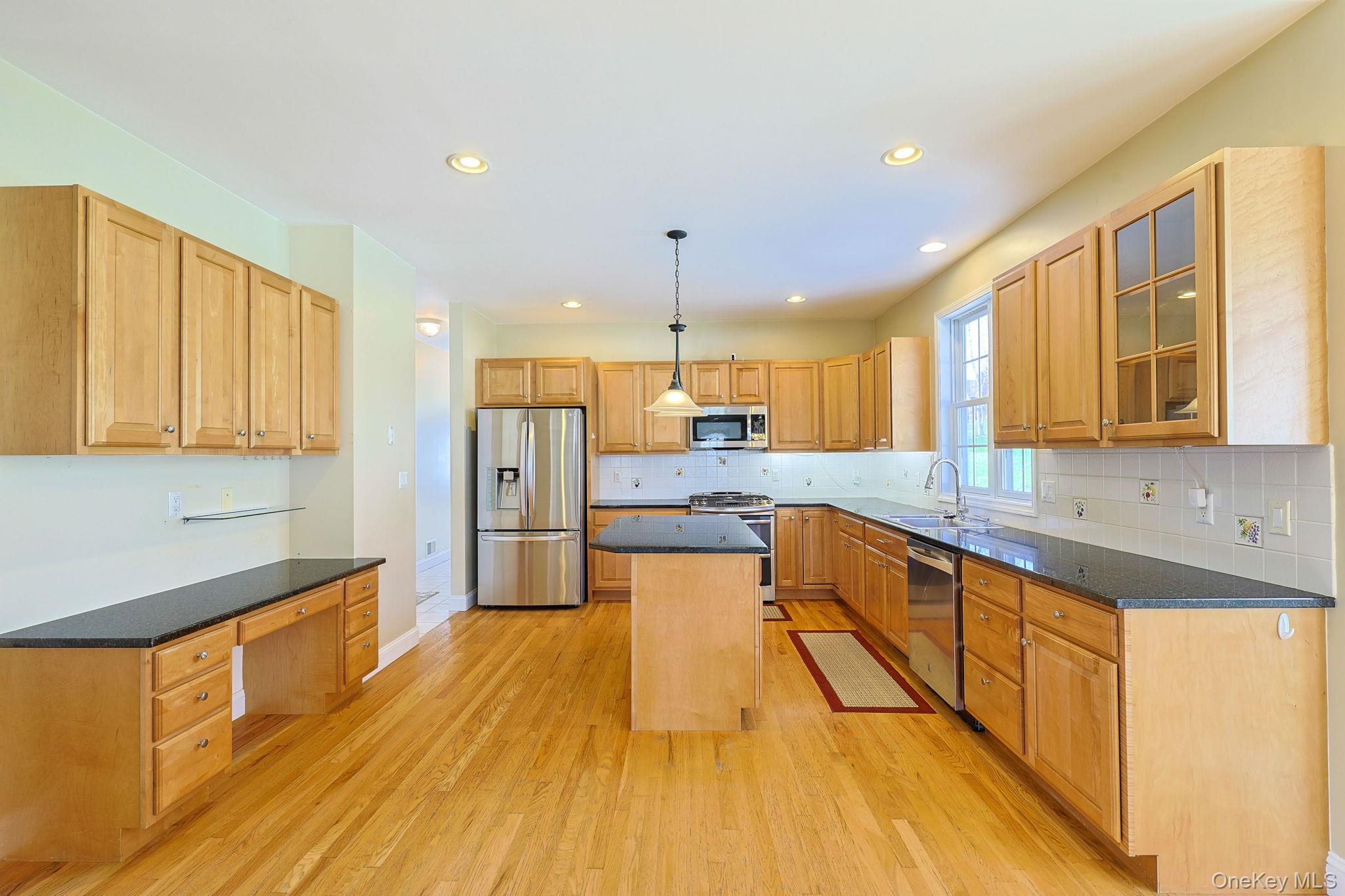 99 Country Club Road