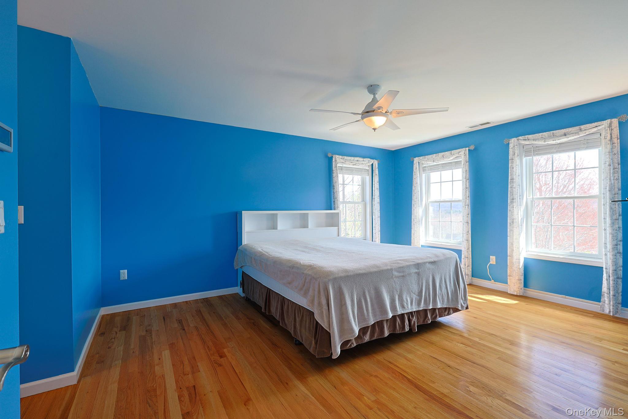 99 Country Club Road