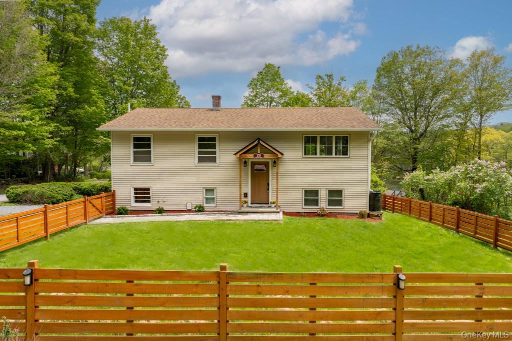 23 Lakeview Drive
