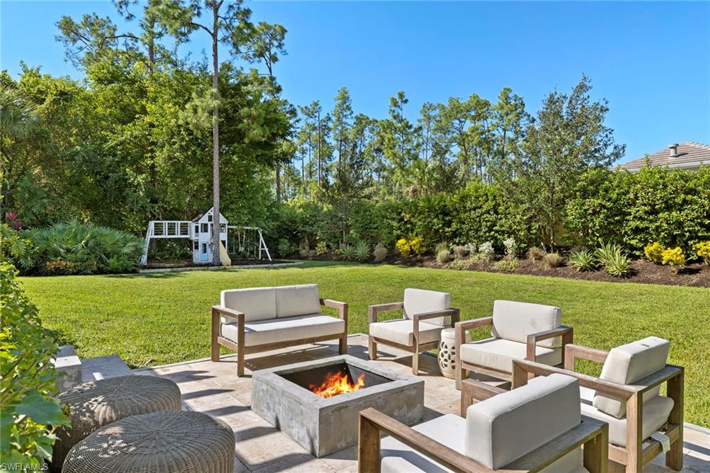 9660 Wilshire Lakes BLVD