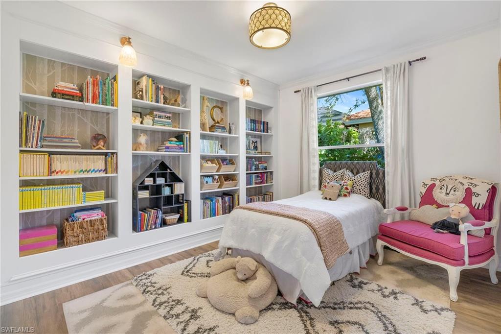 9660 Wilshire Lakes BLVD