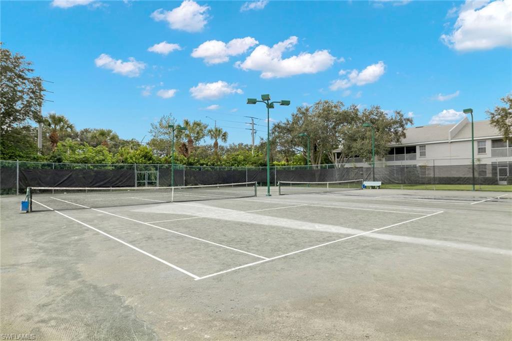 9660 Wilshire Lakes BLVD