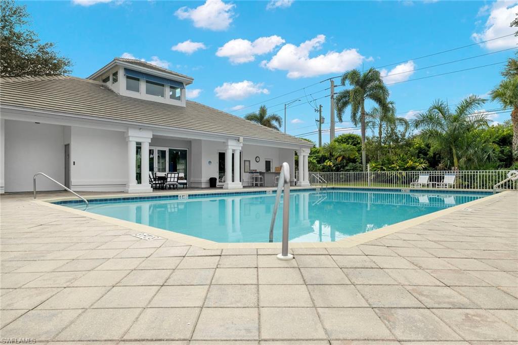 9660 Wilshire Lakes BLVD