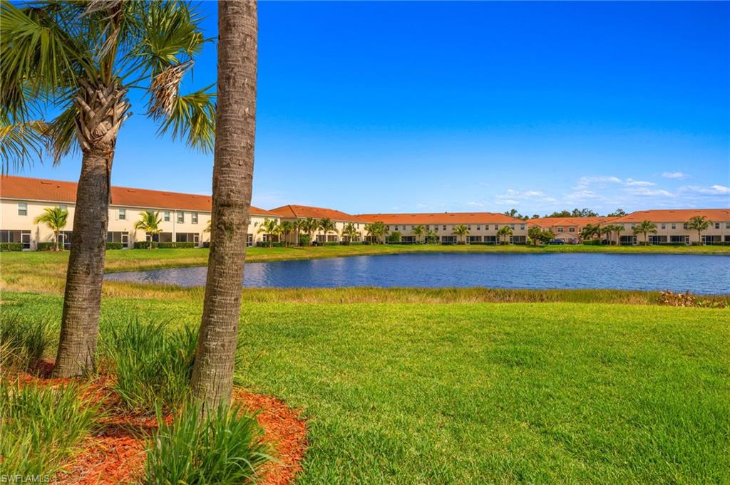 8894 Via Isola CT