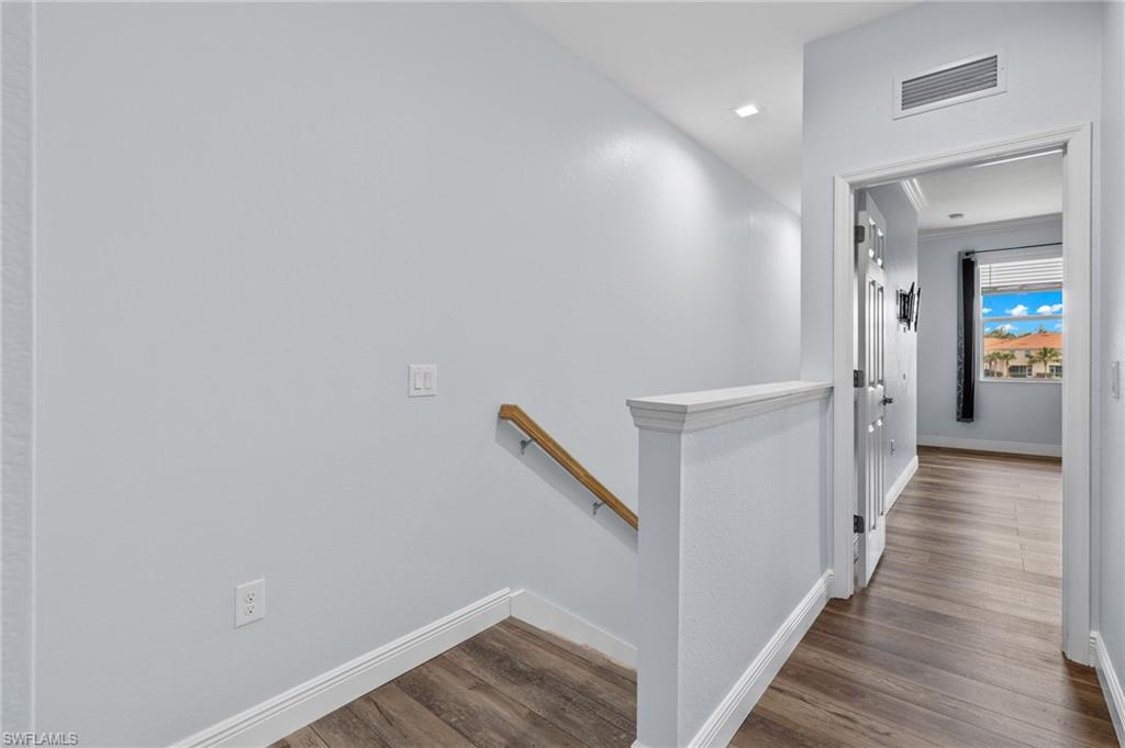 8894 Via Isola CT