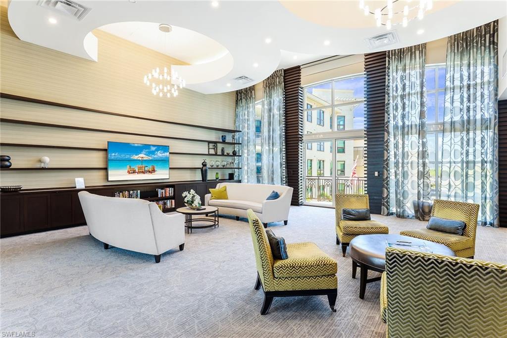 9123 Strada PL # 7501