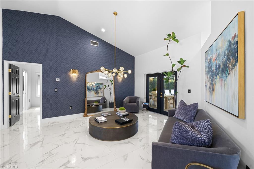 2376 Pine Woods CIR # 1