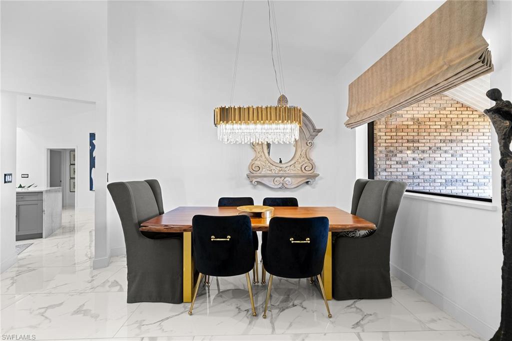 2376 Pine Woods CIR # 1