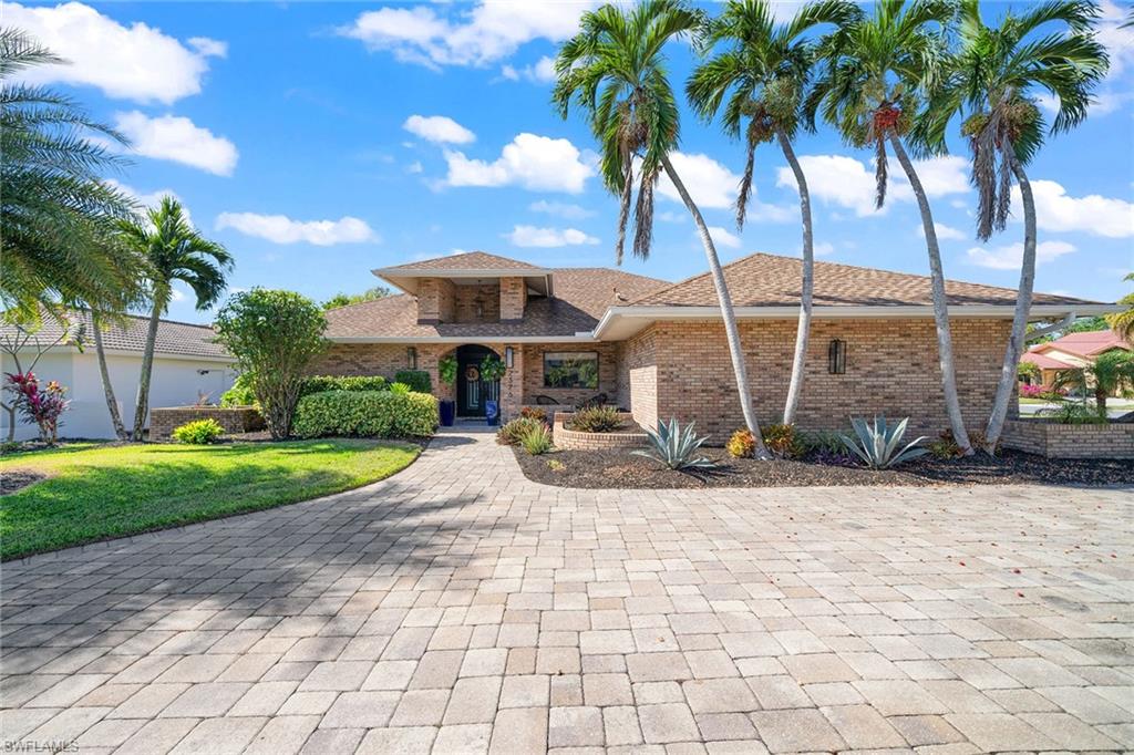 2376 Pine Woods CIR # 1