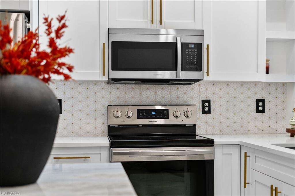 2376 Pine Woods CIR # 1