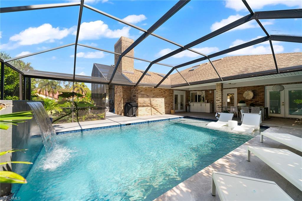 2376 Pine Woods CIR # 1