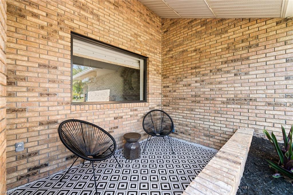 2376 Pine Woods CIR # 1