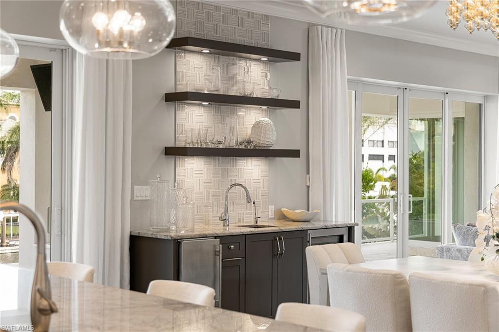 175 Conners AVE, NAPLES