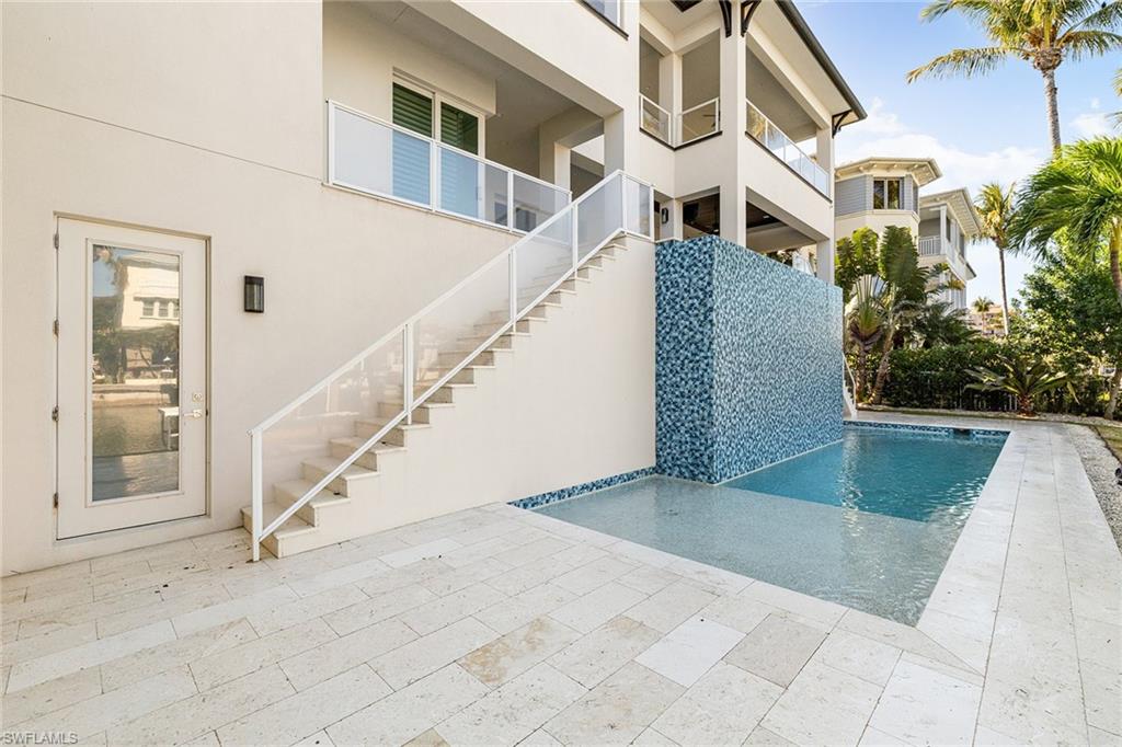 175 Conners AVE, NAPLES