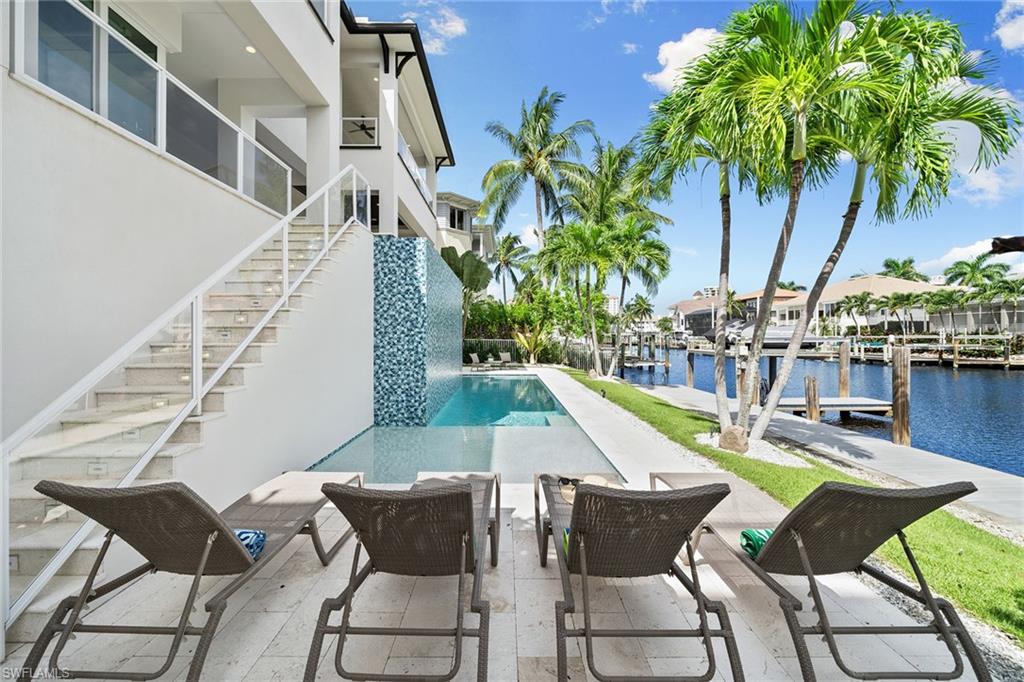 175 Conners AVE, NAPLES