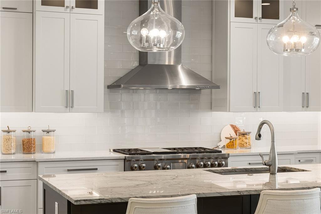 175 Conners AVE, NAPLES