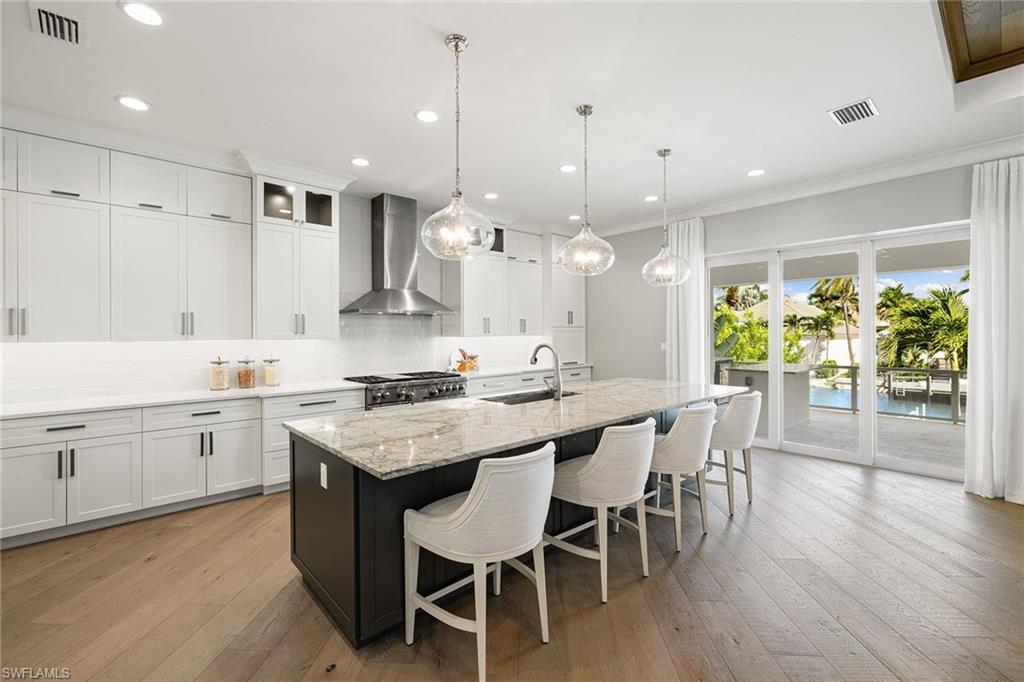 175 Conners AVE, NAPLES