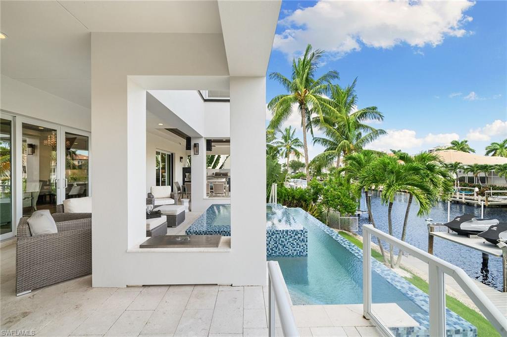 175 Conners AVE, NAPLES