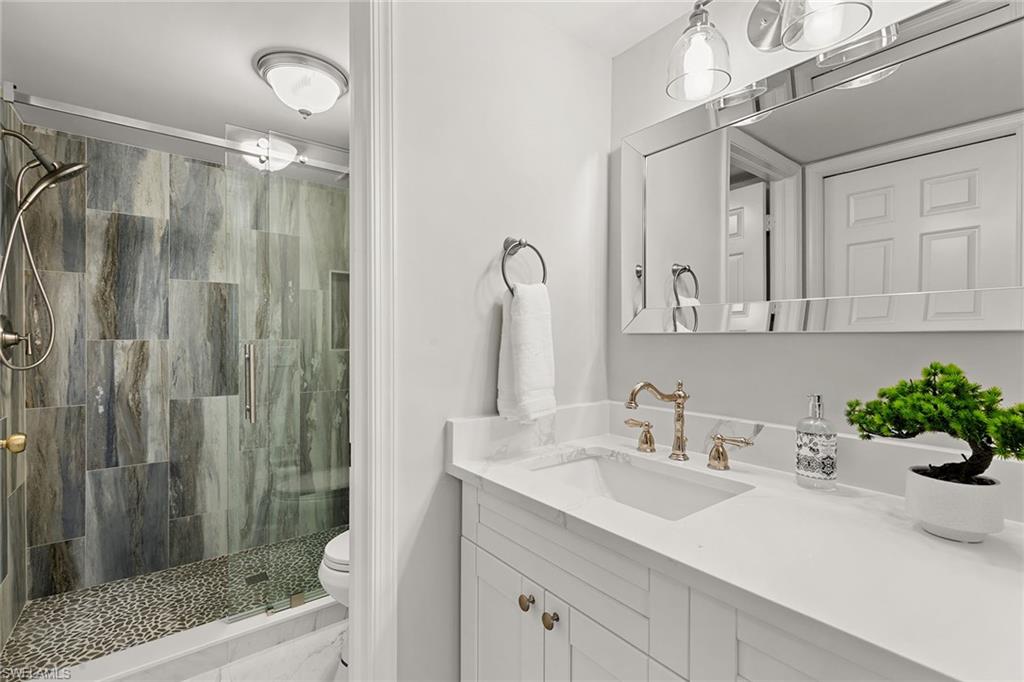 3071 Sandpiper Bay CIR # L205, NAPLES Unit: L205