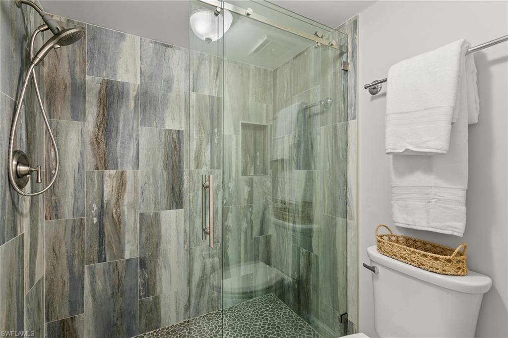 3071 Sandpiper Bay CIR # L205, NAPLES Unit: L205