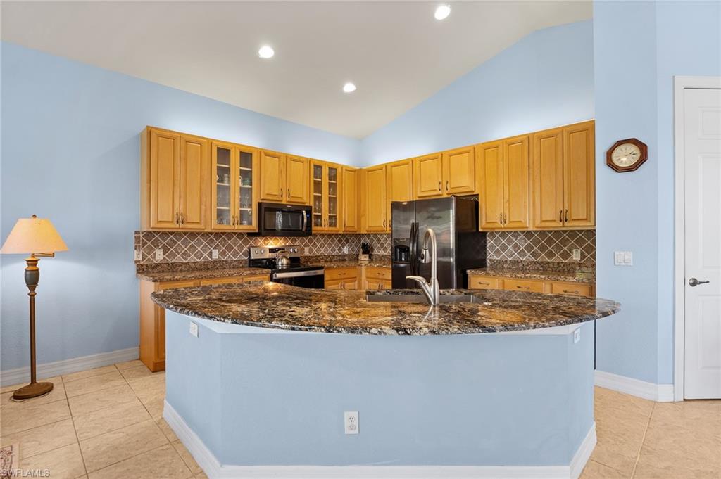 9750 Wilshire Lakes BLVD