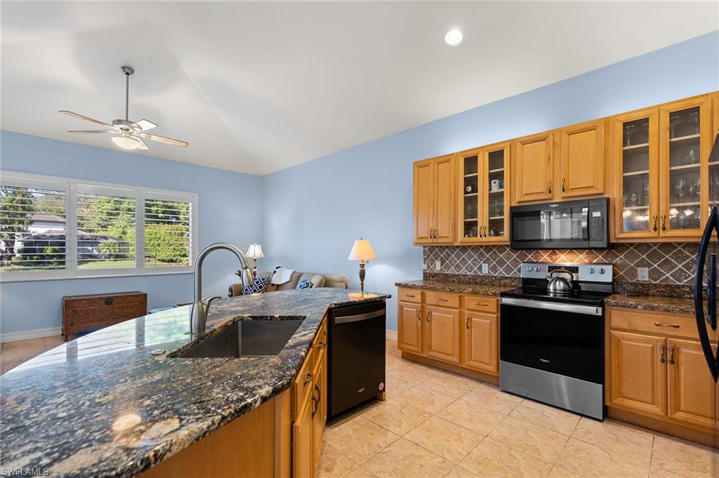 9750 Wilshire Lakes BLVD