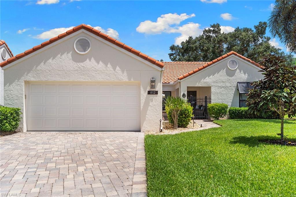 812 Reef Point CIR