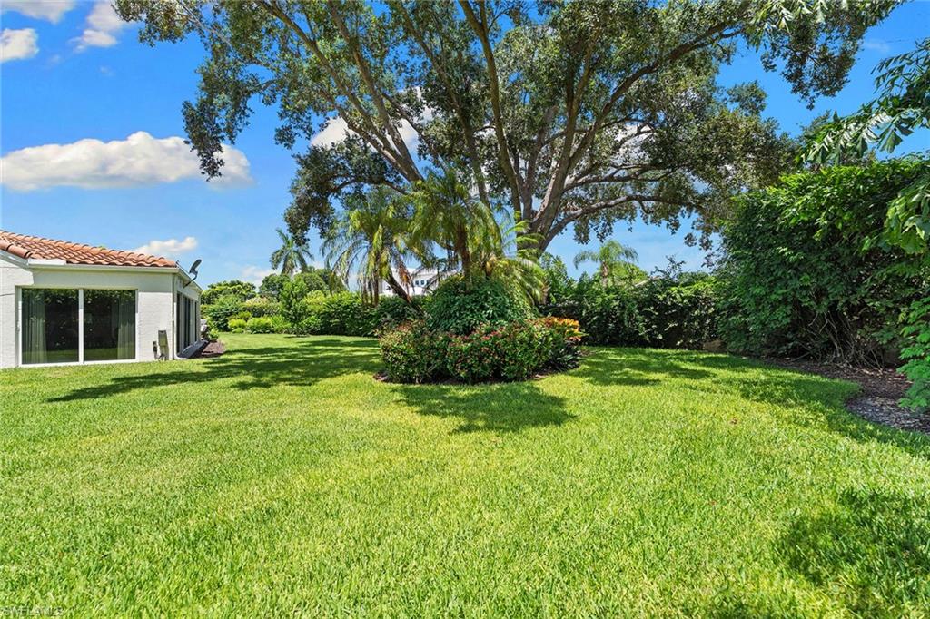 812 Reef Point CIR