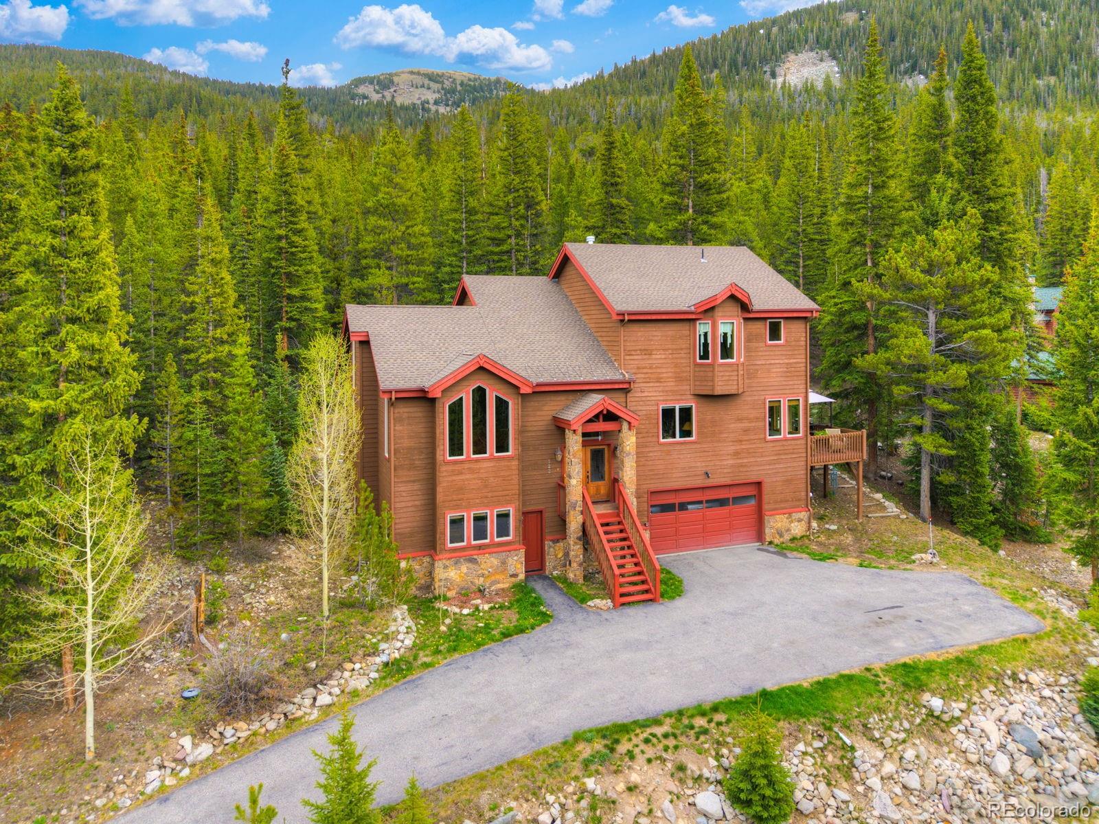 322 Davis Court