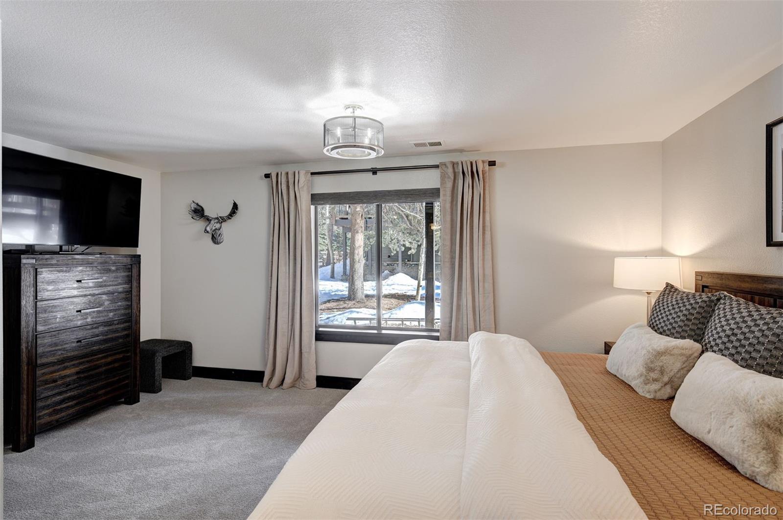 216 Village Point Drive