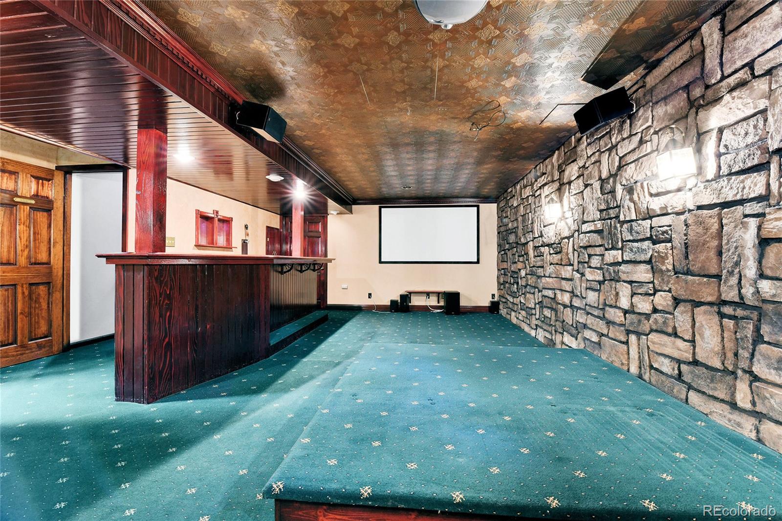 15740 Sandtrap Way